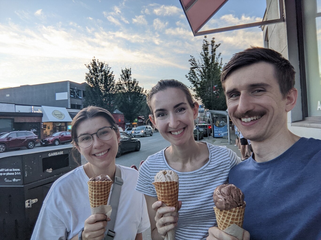 Vancouver ice cream with Laura (2022)